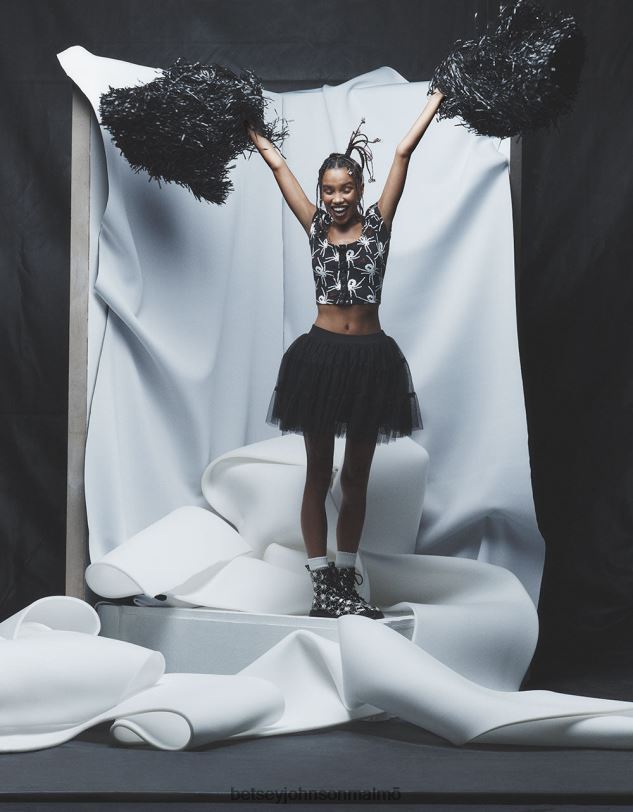 se Betsey Johnson kvinnor 80:e bash cropped puffärm topp svart vit Kläder 0V8BT291