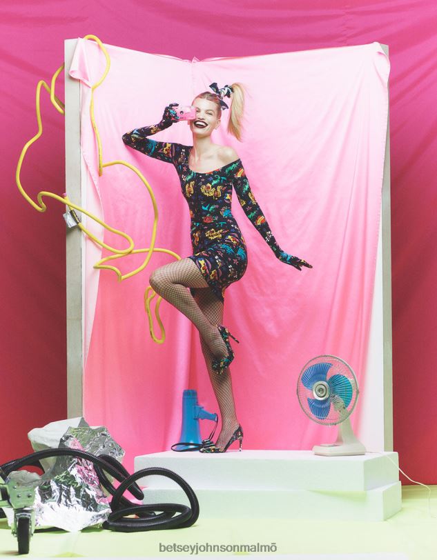 se Betsey Johnson kvinnor 80:e bash korsett raglan topp tatuering tatuering pri Kläder 0V8BT292