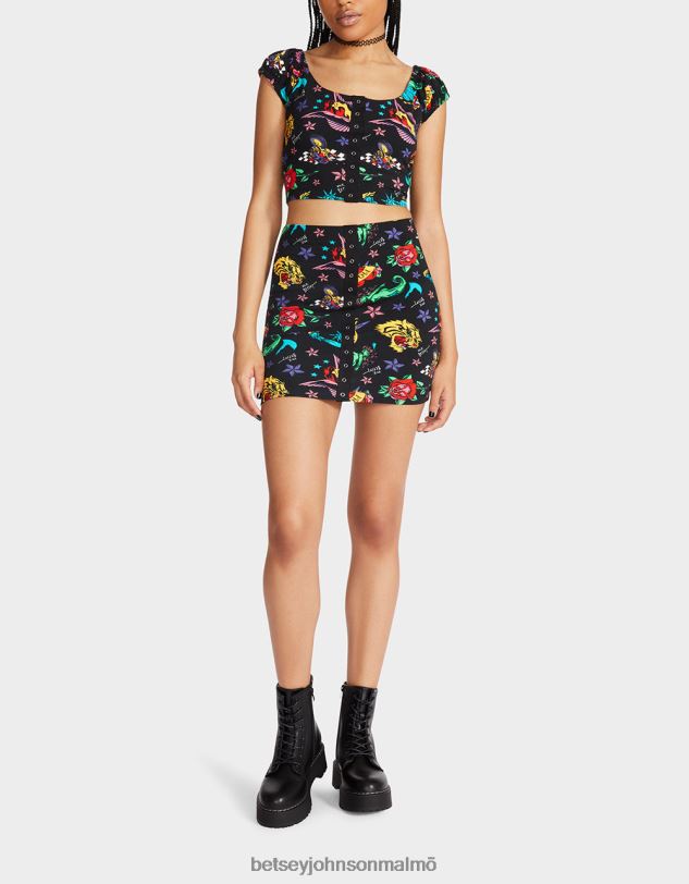 se Betsey Johnson kvinnor 80:e bash tatuering med knäppning framtill i minikjol tatuering pri Kläder 0V8BT288