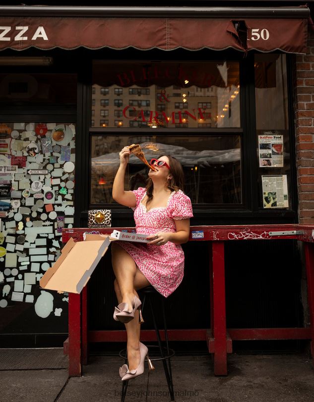 se Betsey Johnson kvinnor öljett korsett miniklänning rosa Kläder 0V8BT271