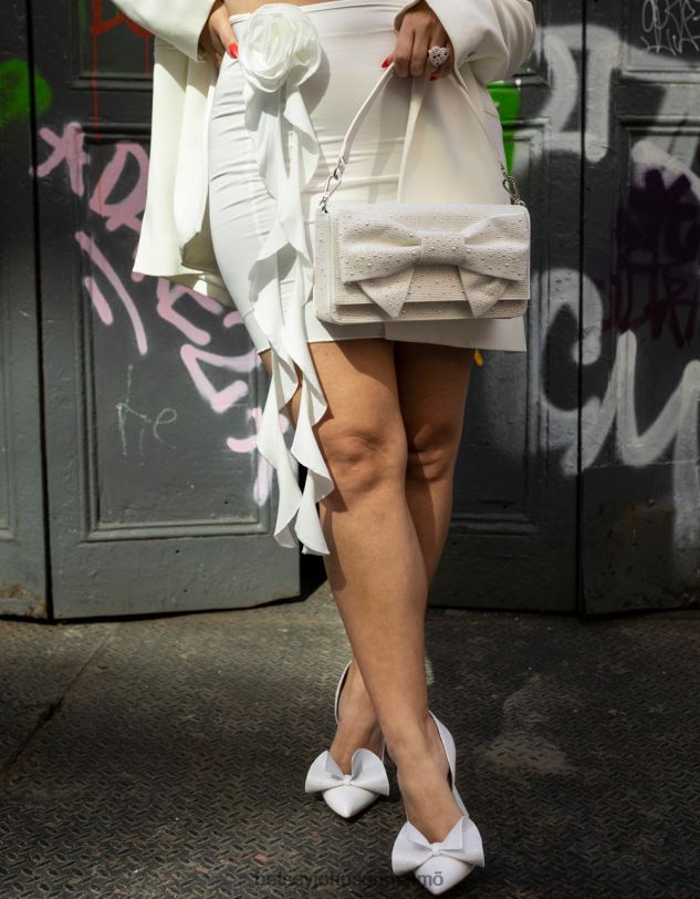 se Betsey Johnson kvinnor ädla elfenben skor 0V8BT84