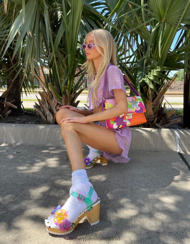 se Betsey Johnson kvinnor floryn kricka skor 0V8BT50