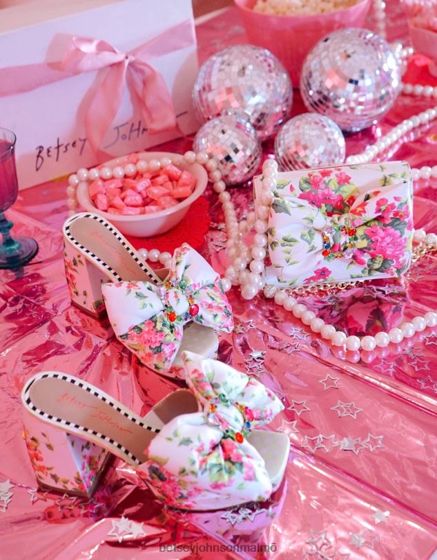 se Betsey Johnson kvinnor possie vit multi skor 0V8BT8