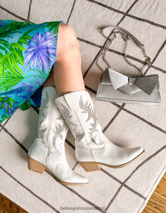 se Betsey Johnson kvinnor aliza elfenben skor 0V8BT2