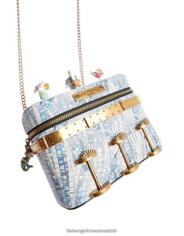 se Betsey Johnson kvinnor kitschdrink som en fish dive bar crossbody mång Tillbehör 0V8BT203