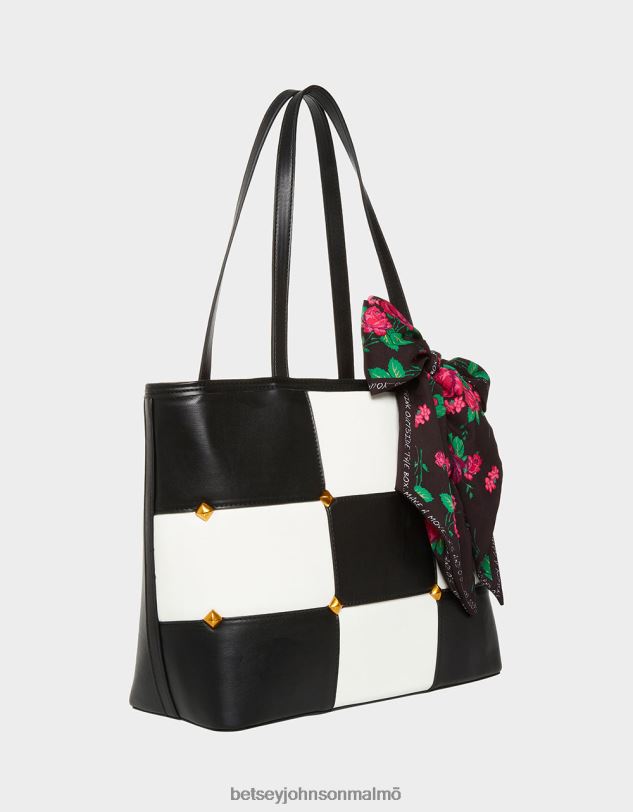 se Betsey Johnson kvinnor tic tac tote (med spelpjäser) svart vit Tillbehör 0V8BT229