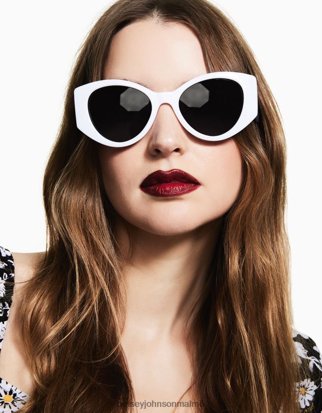 se Betsey Johnson kvinnor dubbla ta solglasögon svart vit Tillbehör 0V8BT394