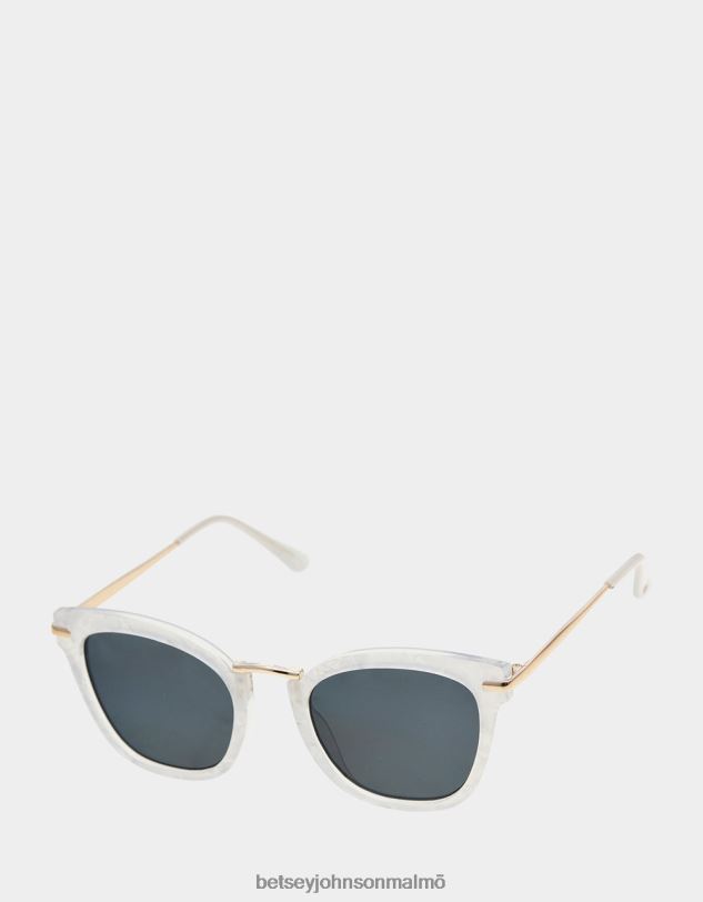 se Betsey Johnson kvinnor i detaljerna solglasögon vit Tillbehör 0V8BT380